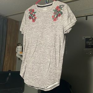 Hollister Curved Hem Tee